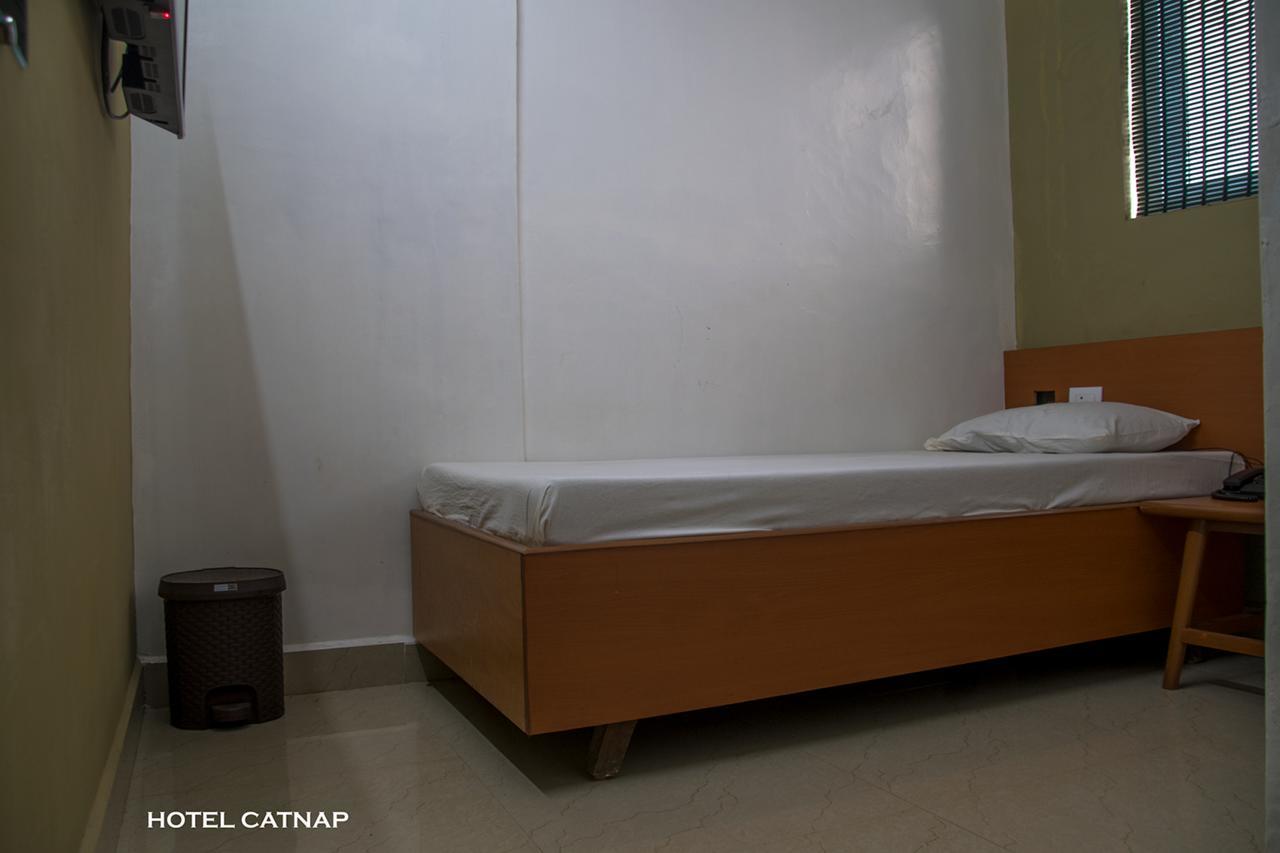 Hotel Catnap Mettuppālaiyam Buitenkant foto